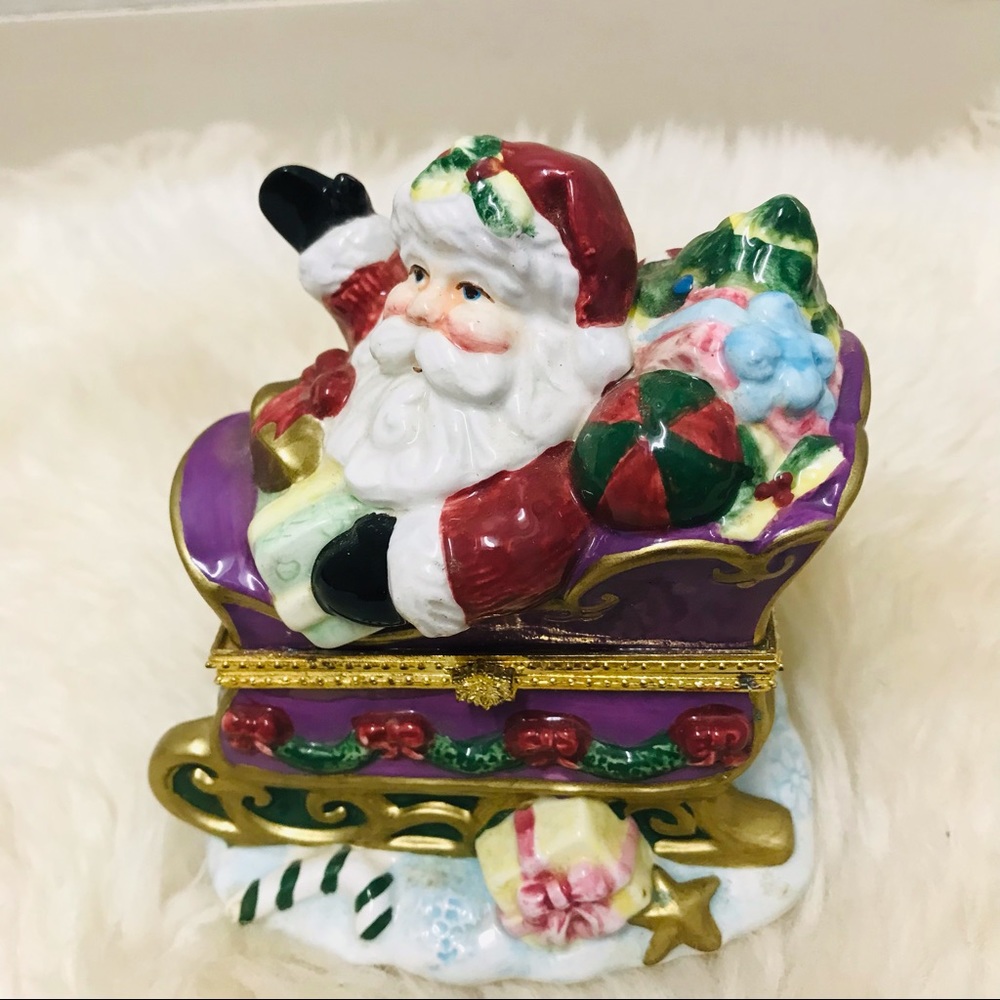 Santa Sleigh Trinket Box Christmas 5" Ceramic 2003 Home for the Holidays.